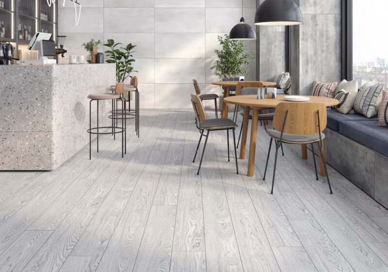 168597470-69042 Плитка керамогранітна Emberwood Grey RECT MAT 198x1198 Cersanit