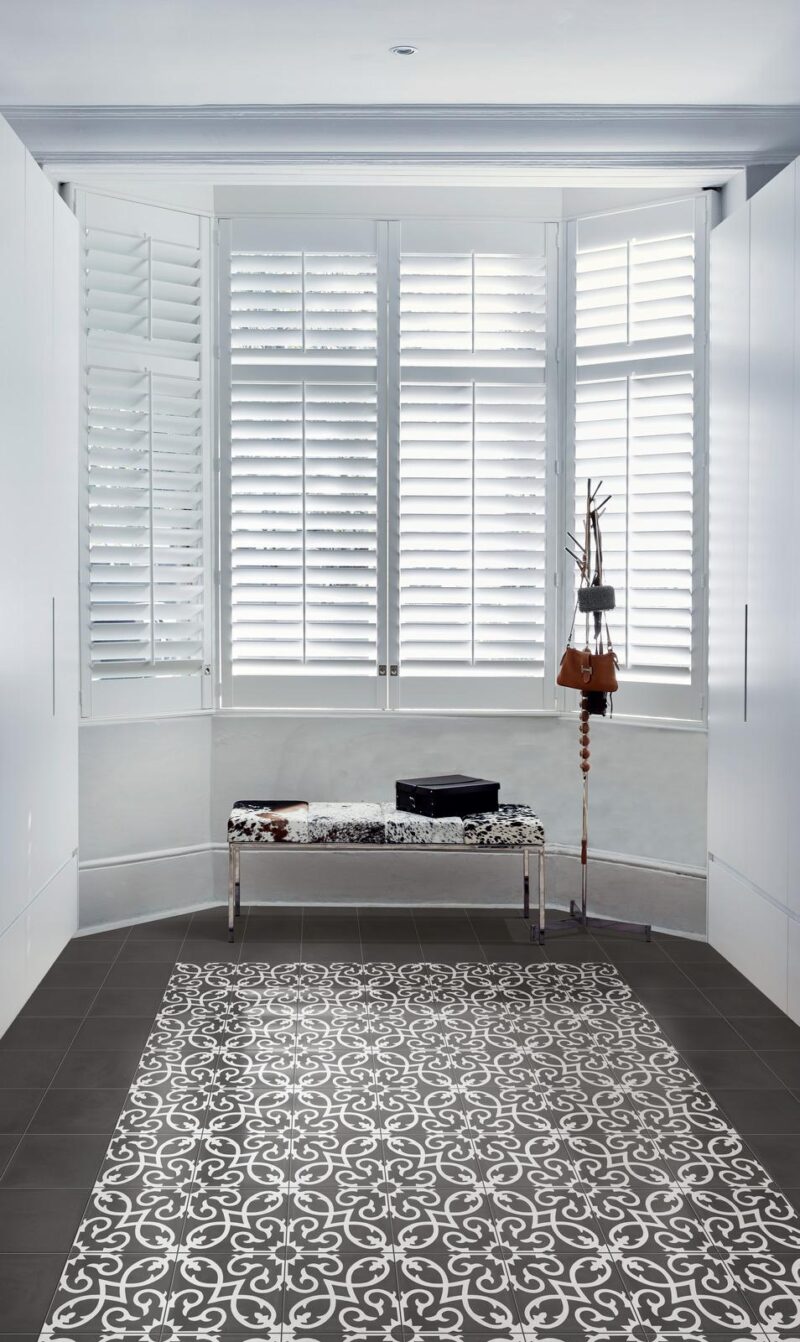 Плитка керамогранітна R7HU Contrasti Antracite 200x200x10 Ragno
