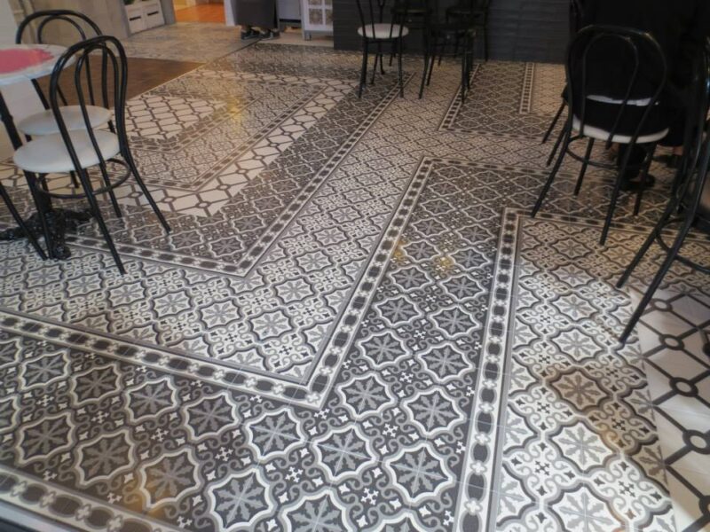 Плитка керамогранітна Esquina Florentine Black 200x200x9 Mainzu