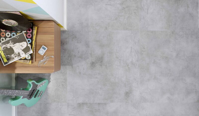 21d00-scratch_grys_detal Цоколь Scratch Bianco MAT 7,2x59,8 код 3431 Ceramika Paradyz