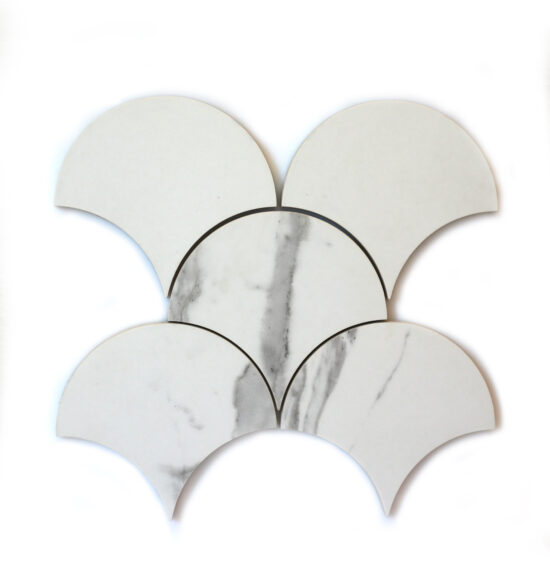 54e88-decor-scales-cm-3115-sc-spessio-carrara_ Мозаїка Scales CM 3115 SC Speccio Carrara 136x147x10 Котто Кераміка